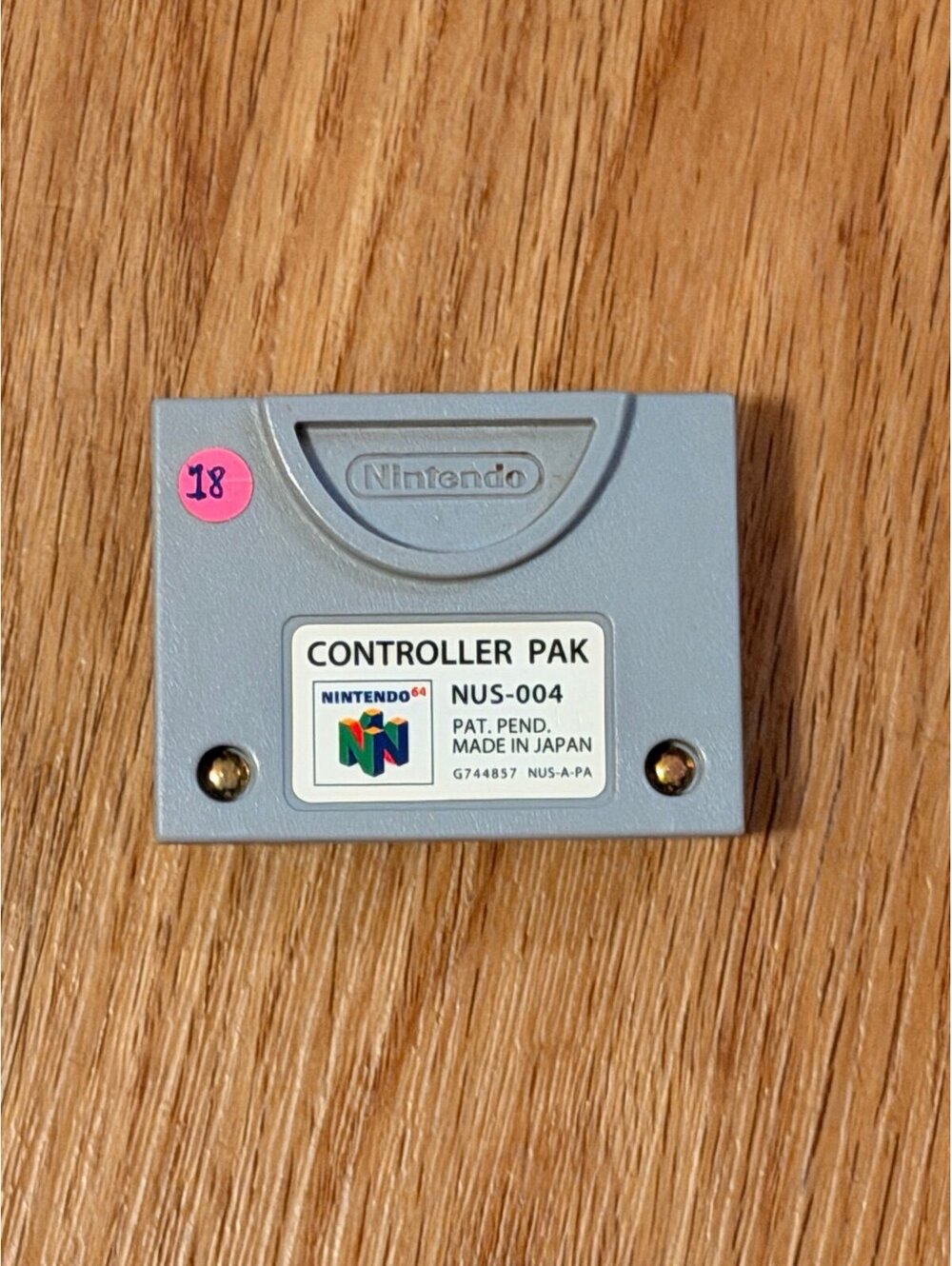 Nintendo 64 controller Pak